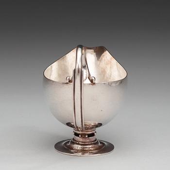 A Johan Rohde 830/1000 silver sauceboat, Georg Jensen, Copenhagen 1919.