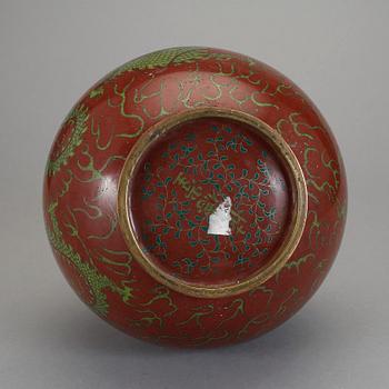 VAS, cloisonné, Kina, 1900-talets andra hälft.