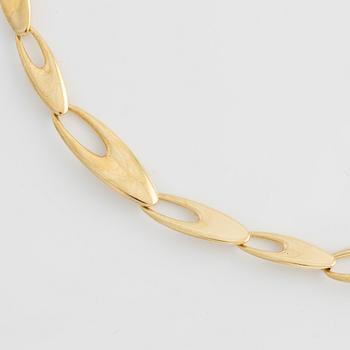 An 18K gold Georg Jensen necklace.