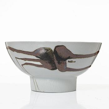 Claes Thell, three stoneware pieces, as well as a piece by Börje Skohg.