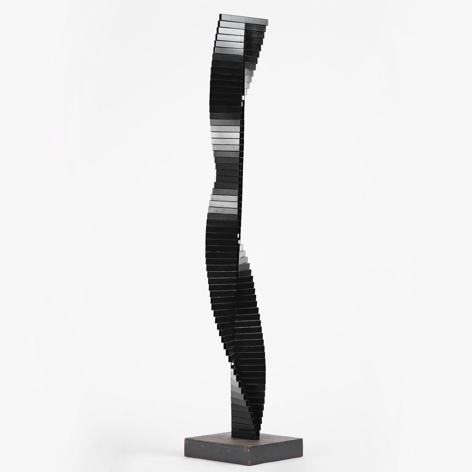 Arne Jones, "Yin-Yang II 1/2".
