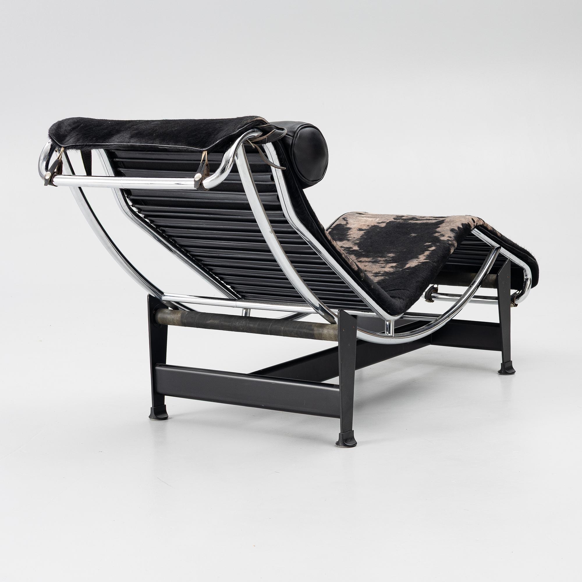 Charlotte Perriand & Le Corbusier, vilstol, "LC4", Cassina, Italien.