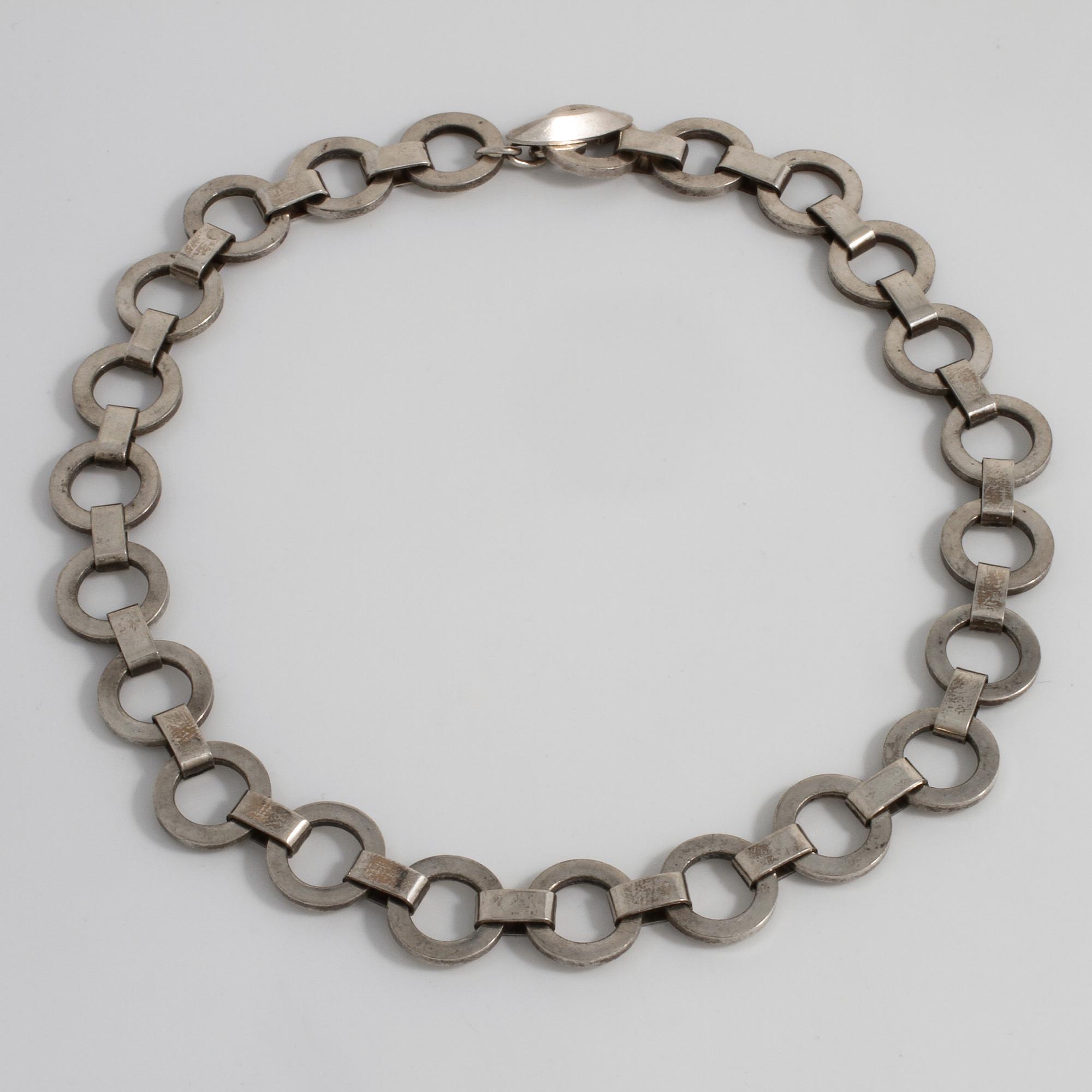 ARVO SAARELA, Enköping, 1966, a necklace.