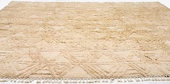 Rug, India, approx. 490 x 460 cm.