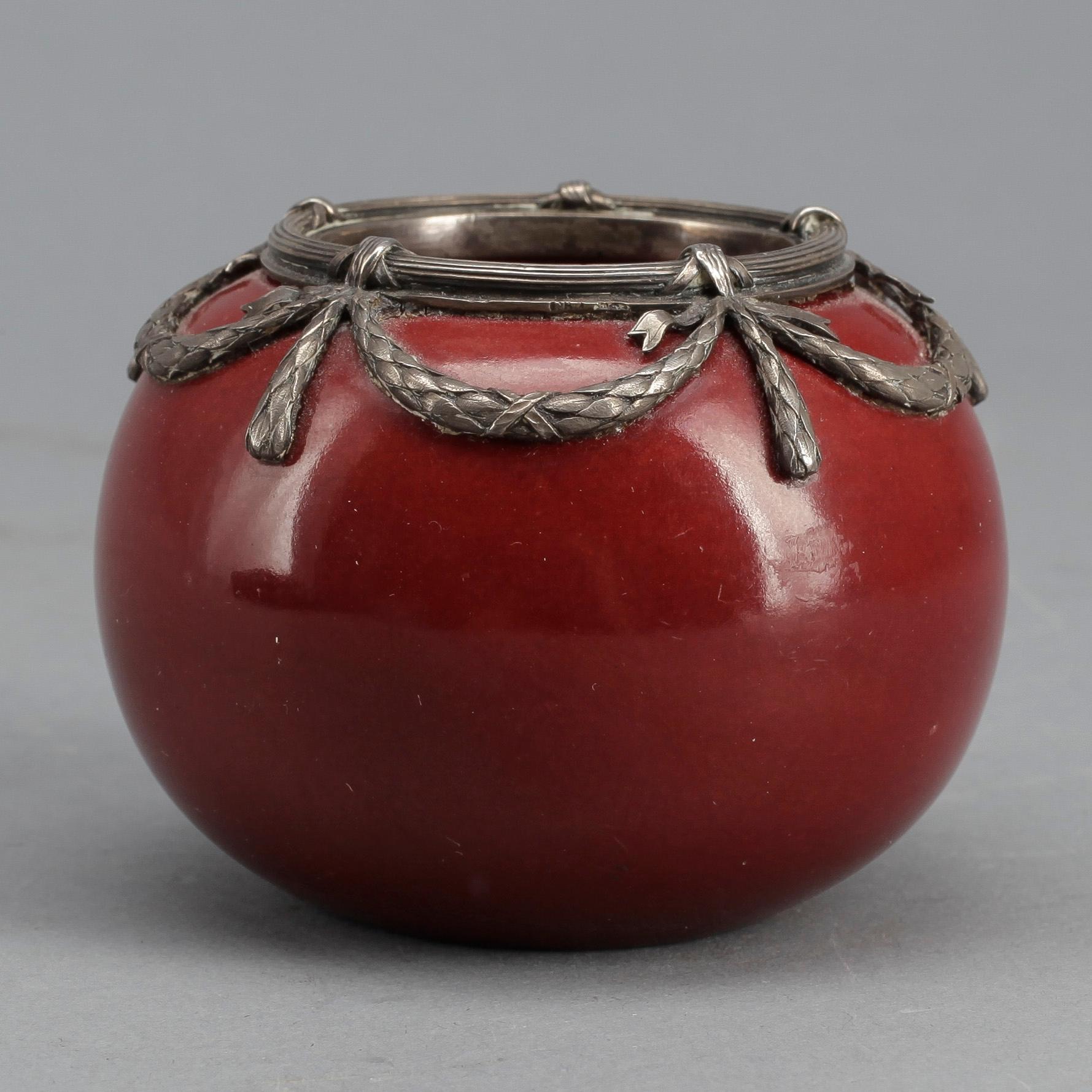 SKÅL, keramik med silverfattning stämplad Nevalainen, delvis Ryssland tidigt 1900-tal.