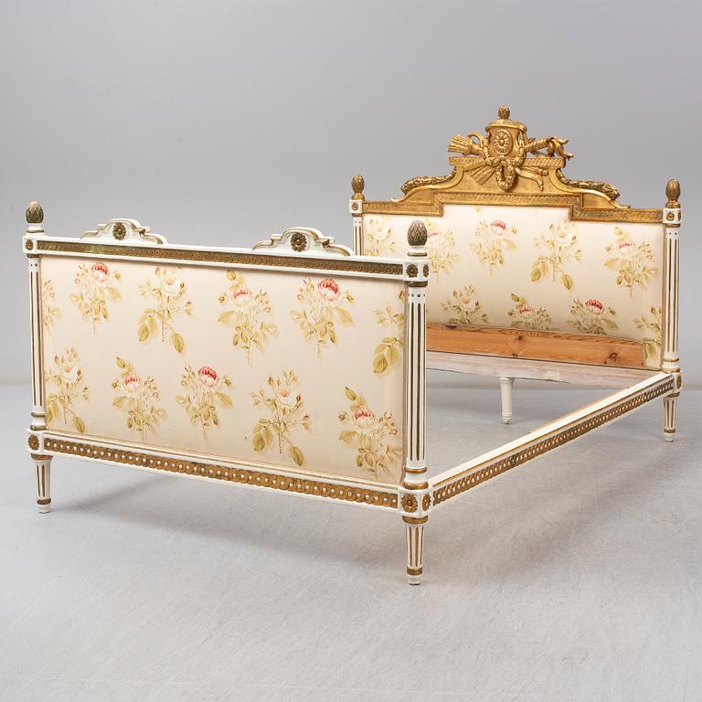 A Gustavian bed, late 18th century.