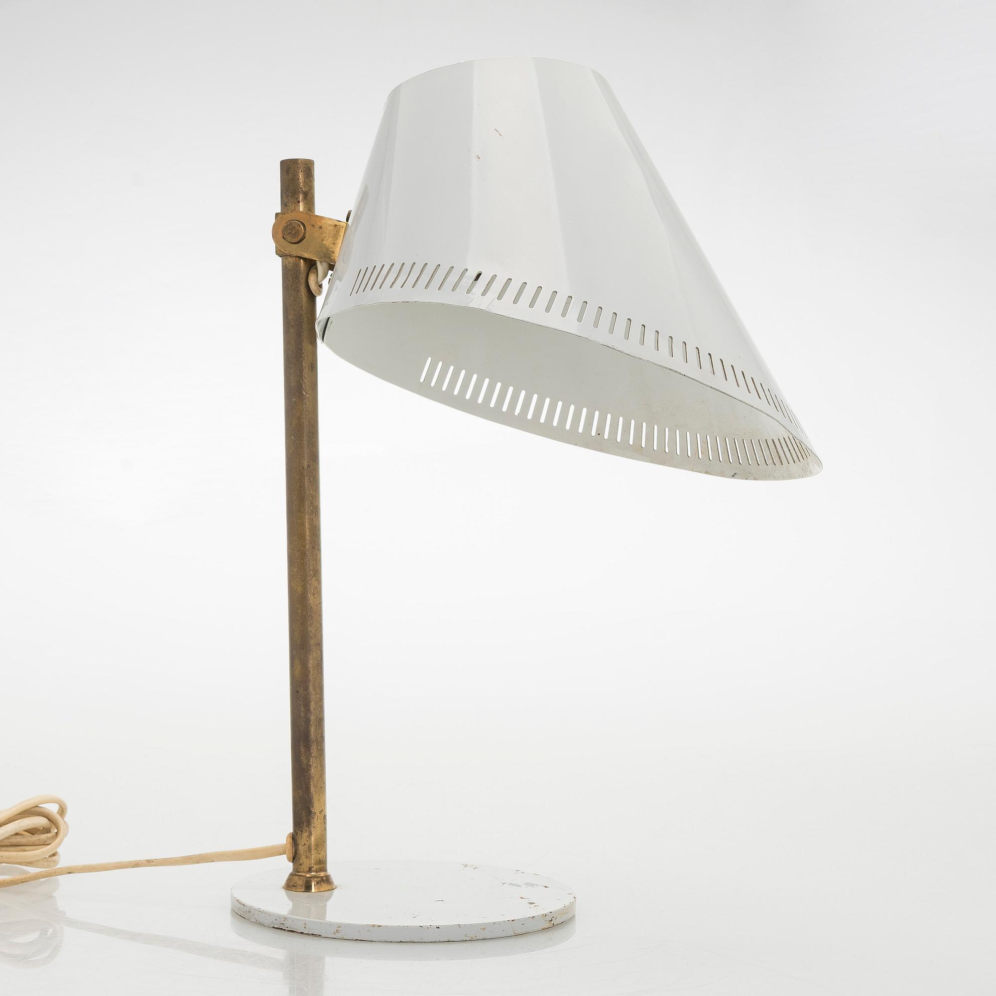 Paavo Tynell, bordslampa, modell 9227, Idman 1900-talets mitt.