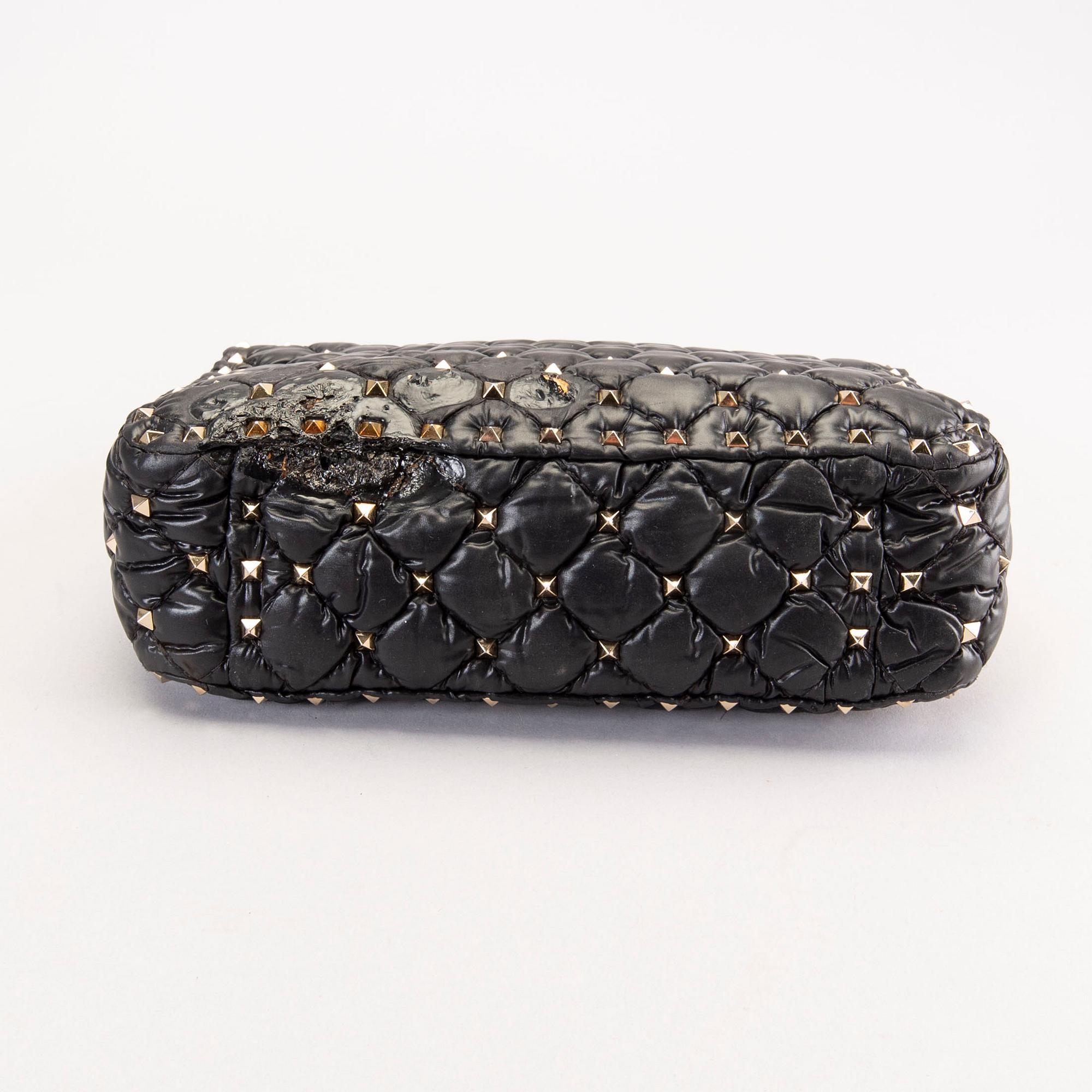 Valentino i samarbete med Moncler, väska, "Rockstud Medium spike bag", 2018.