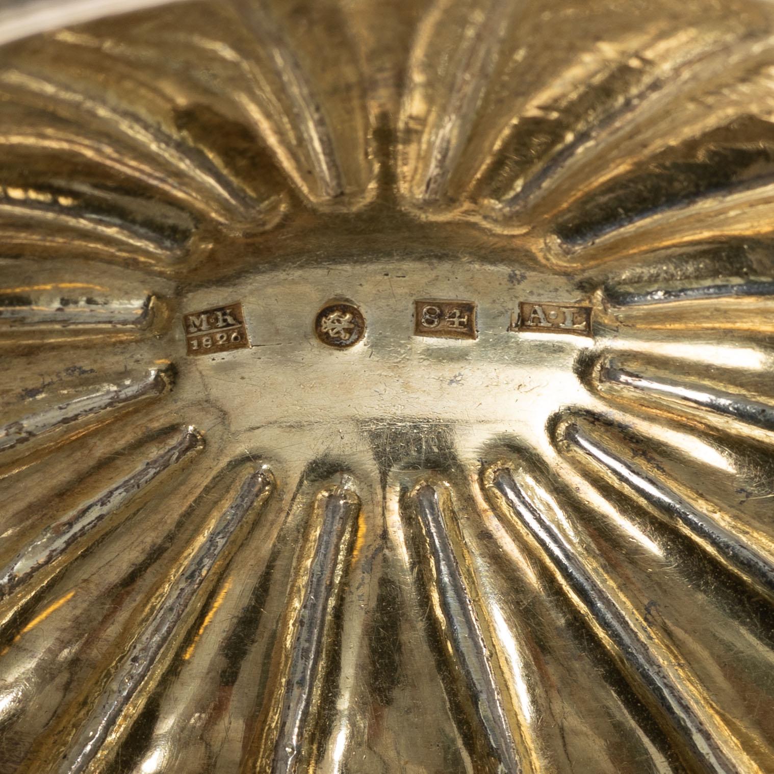 A parcel-gilt silver salt cellar, S:t Petersburg 1826.