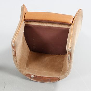 KONFERENS- / MATSAL-MÖBELGRUPP, 7 delar, 1900-talets andra hälft.