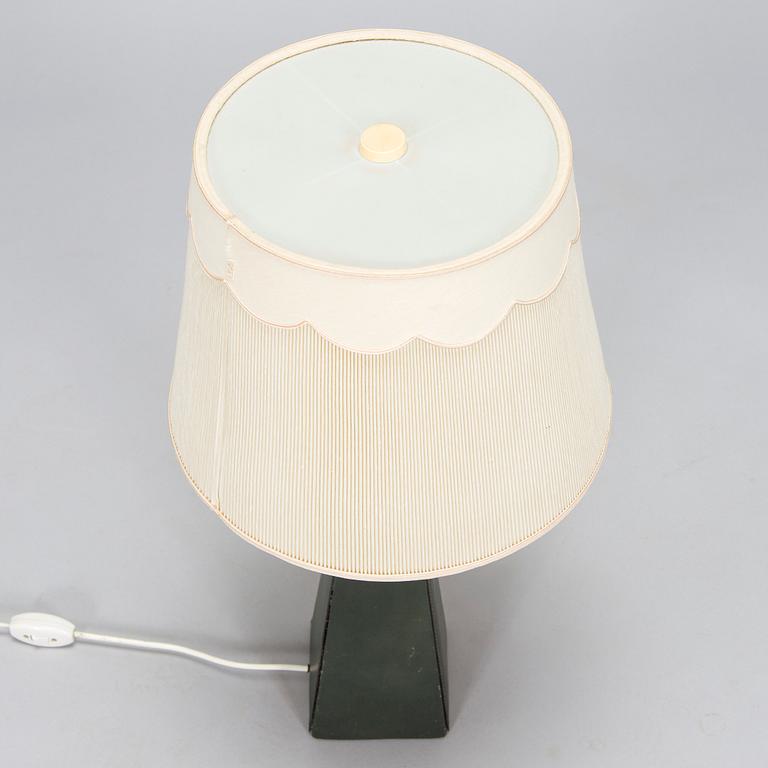 Lisa Johansson-Pape, a 1960s table light for Stockmann Orno.