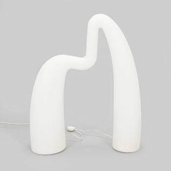 Eero Aarnio, lattiavalaisin "Flamingo", Melaja Oy.