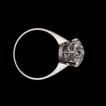An old cut diamond ring, 3.57 cts.