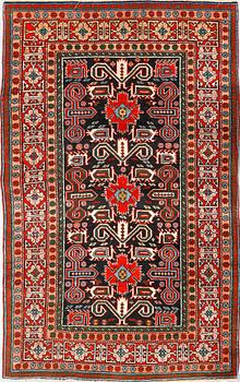 MATTA, sannolikt  Shirvan, Perpedil. Ca 170x106 cm.