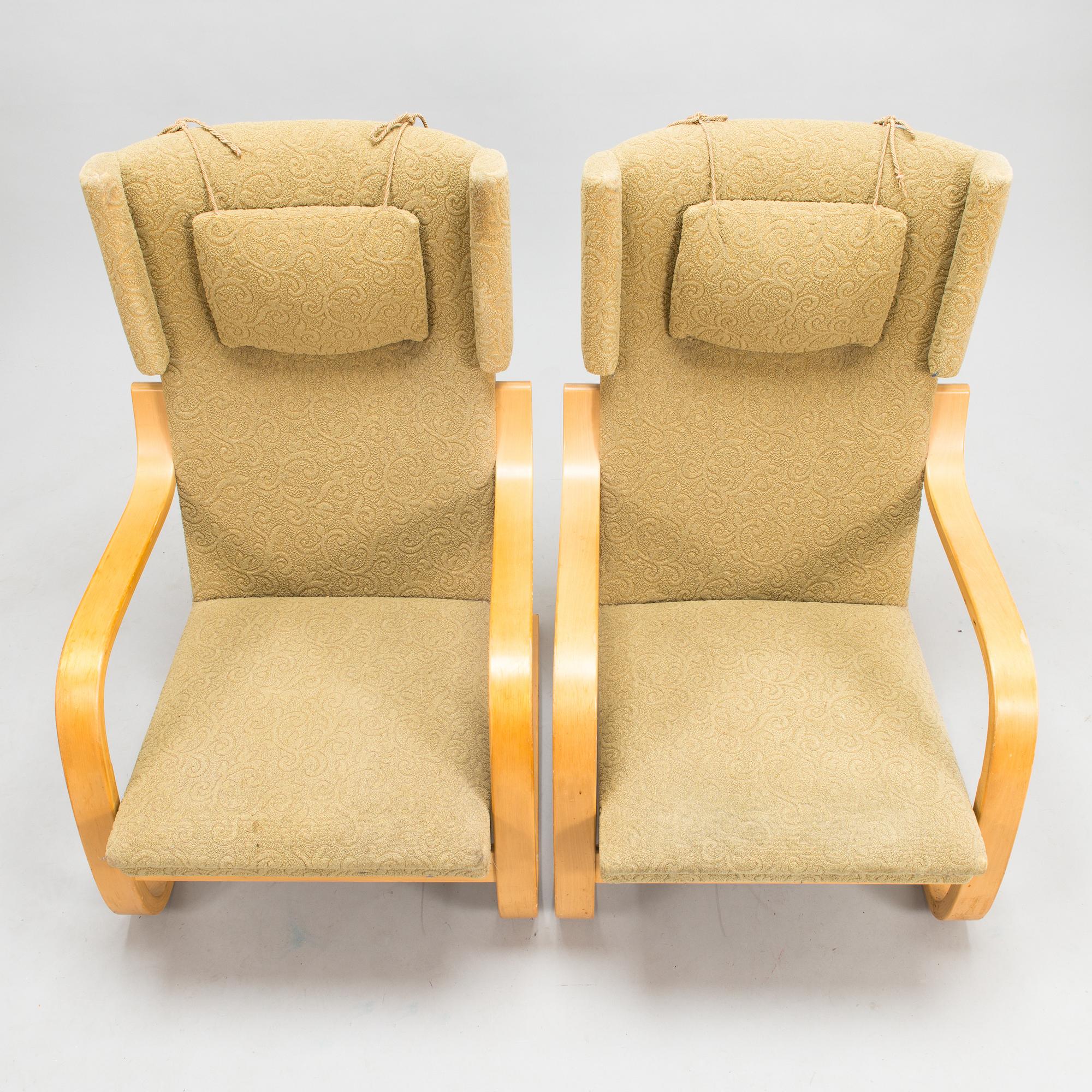 ALVAR AALTO, a pair of mid-20th-century '36/401' for Artek.