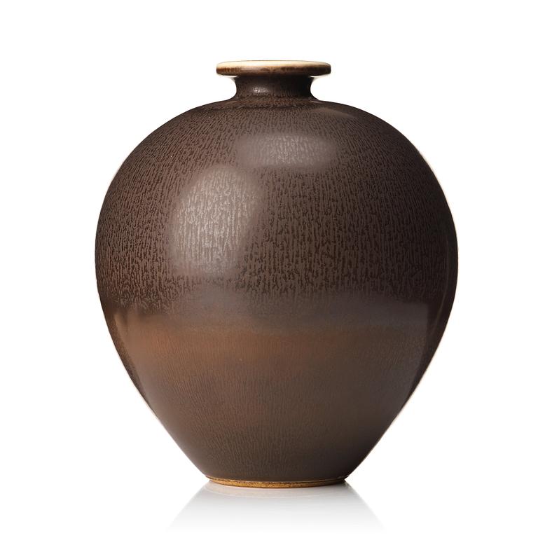 Berndt Friberg, a stoneware vase, Gustavsberg studio, Sweden 1973.