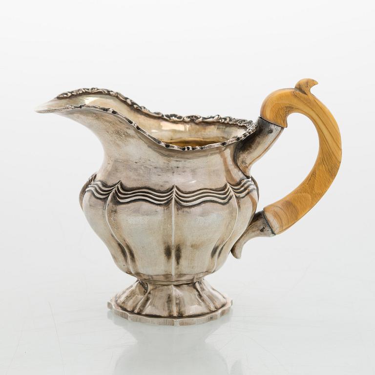 Kermakko, hopeaa, Moskova 1844.