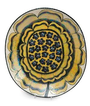 Birger Kaipiainen, A CERAMIC DISH.