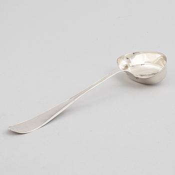 A Swedish silver soup ladel, mark of Magnus Stråtin, Uddevalla 1806.