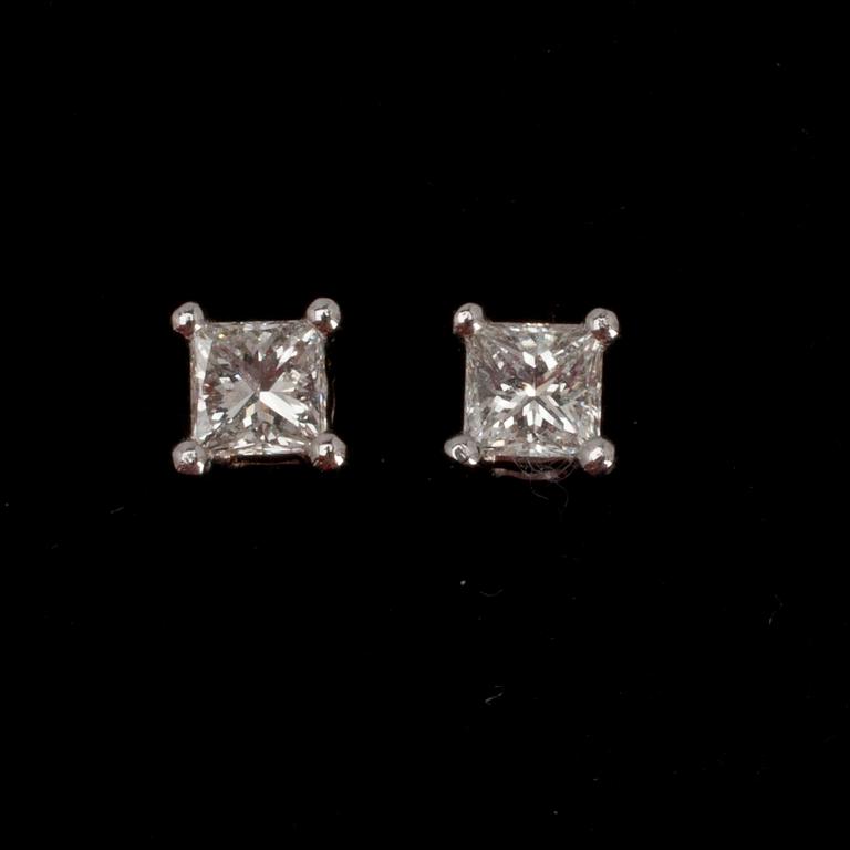 ÖRHÄNGEN, vitguld 18K, prinsesslipade diamanter, tot. 0,36 ct.