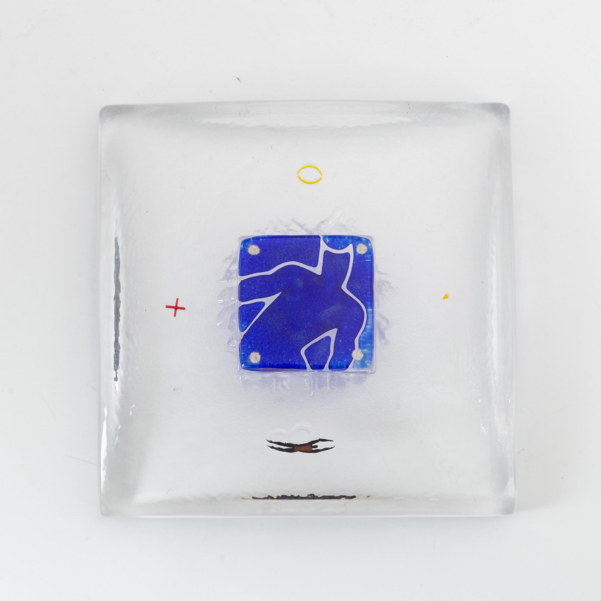 Bertil Vallien, a glass dish, Kosta Boda , Sweden, signed.