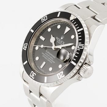 Rolex, Submariner, "Engraved Rehaut", ca 2009.