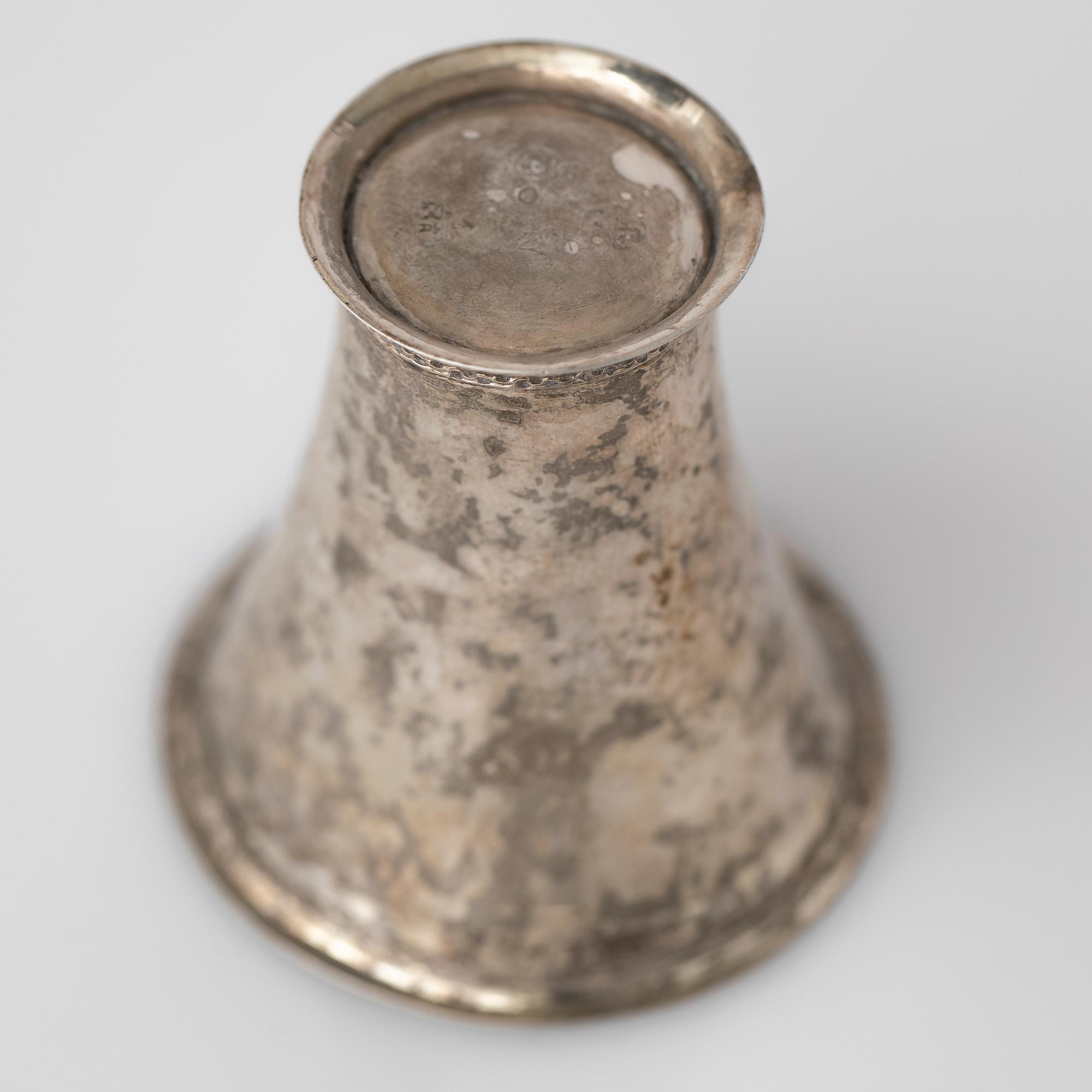 Cup, silver 18th century.