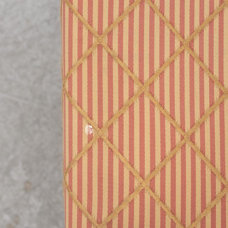 Nils Jonsson, matbord med 6 stolar, Troeds.