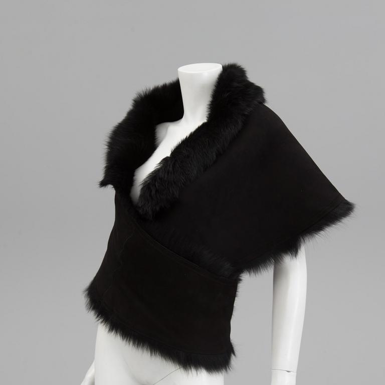 RALPH LAUREN, a black lambfur shawl / stola, size M.