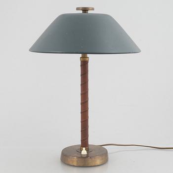 Einar Bäckströms Metallvarufabrik, a model '5014' table lamp, 1940's.