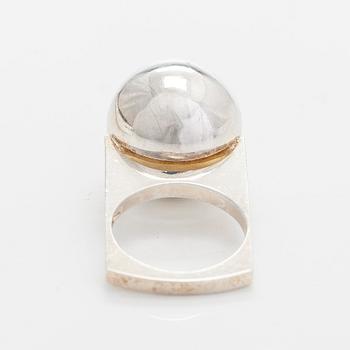 Pekka Piekäinen, ring, silver.