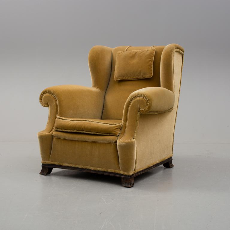 ÖRONLAPPSFÅTÖLJ, 1920/30-tal.