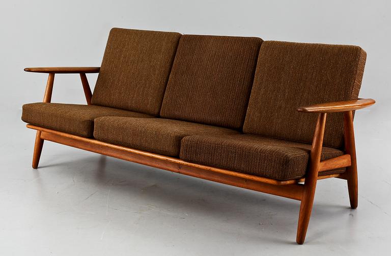SOFFA, "Cigarren", "GE-240", Hans J Wegner, Getama.
