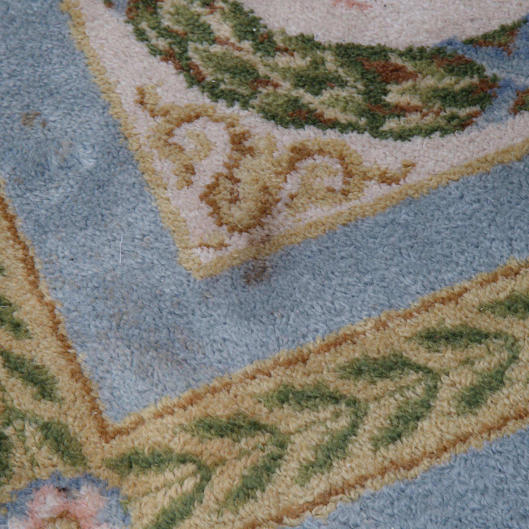 Matta, maskinvävd, Europa, ca 304 x 198 cm.