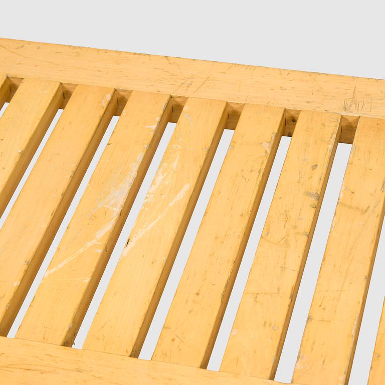 Alvar Aalto, Penkki, malli 153, Artek, 1960/70-luku.