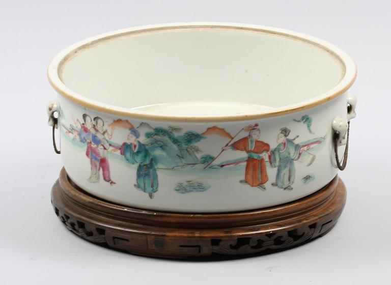 SKÅL, porslin. Kina 1800-tal.