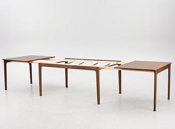 Dining table, Skovby Denmark, contemporary.