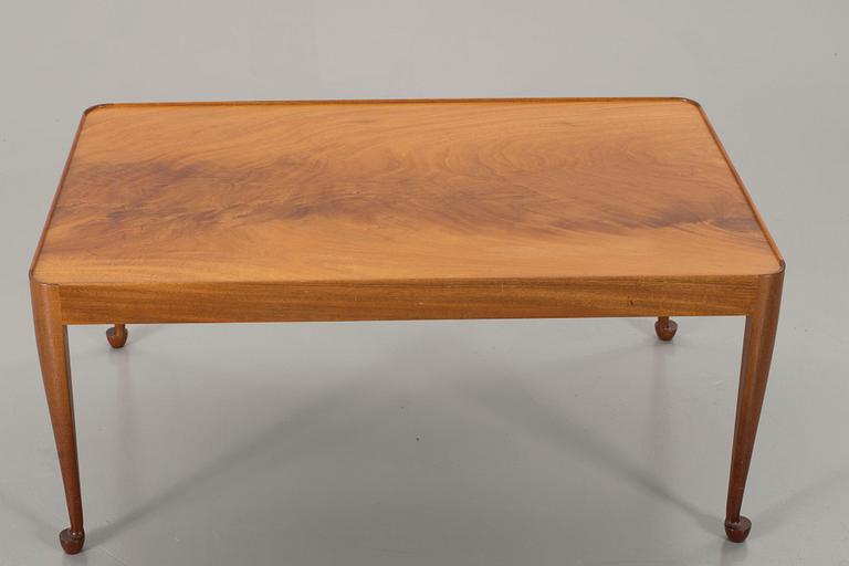 JOSEF FRANK, a Diplomat sofa table.