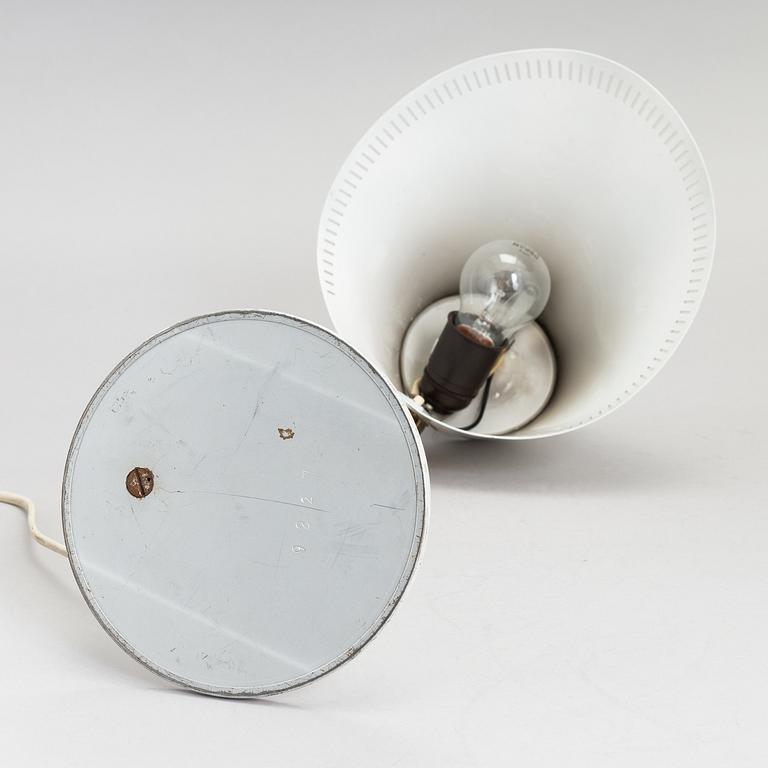 Paavo Tynell, bordslampa, modell 9227, Idman 1900-talets mitt.