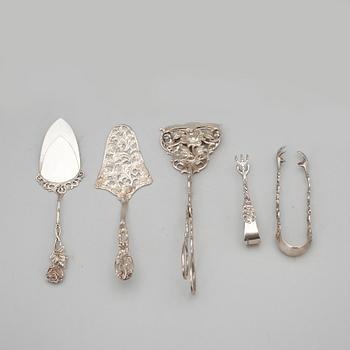 SILVER, 5 delar, olika nationaliter, 1900-talets andra hälft. Totalvikt ca 147 gram.