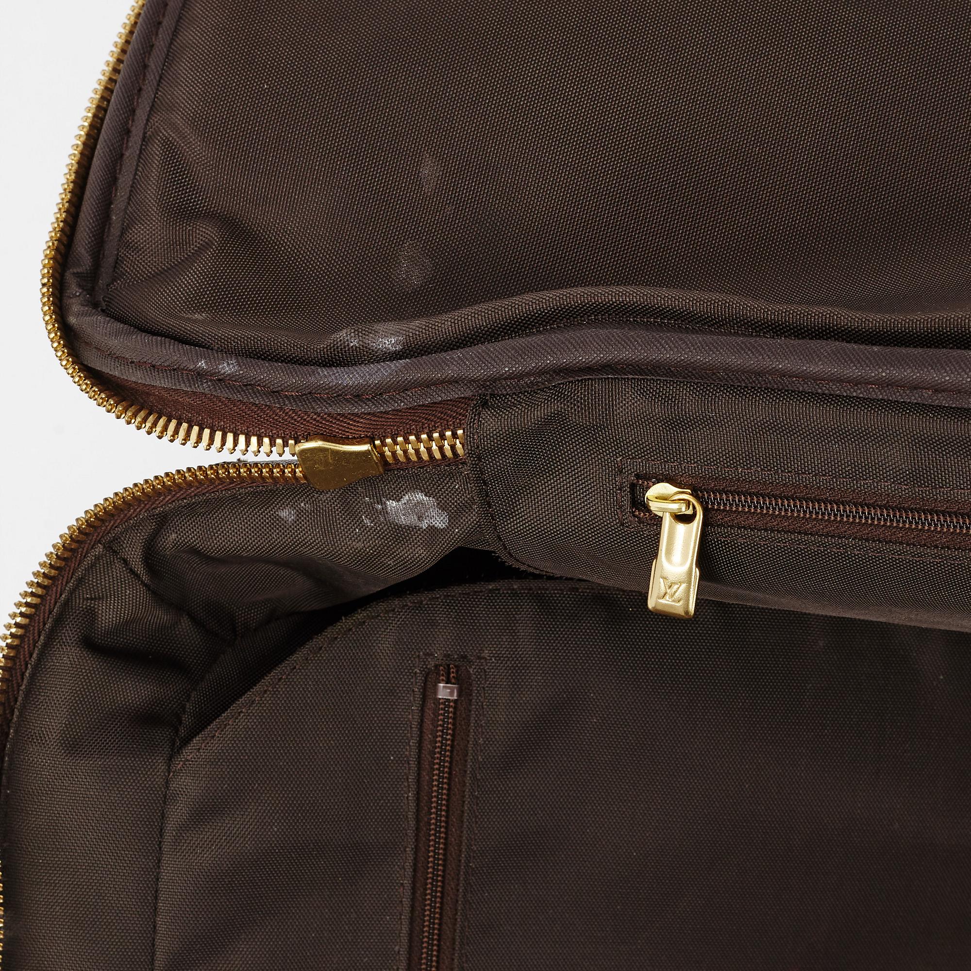 Louis Vuitton, resväska, "Pégase 65".