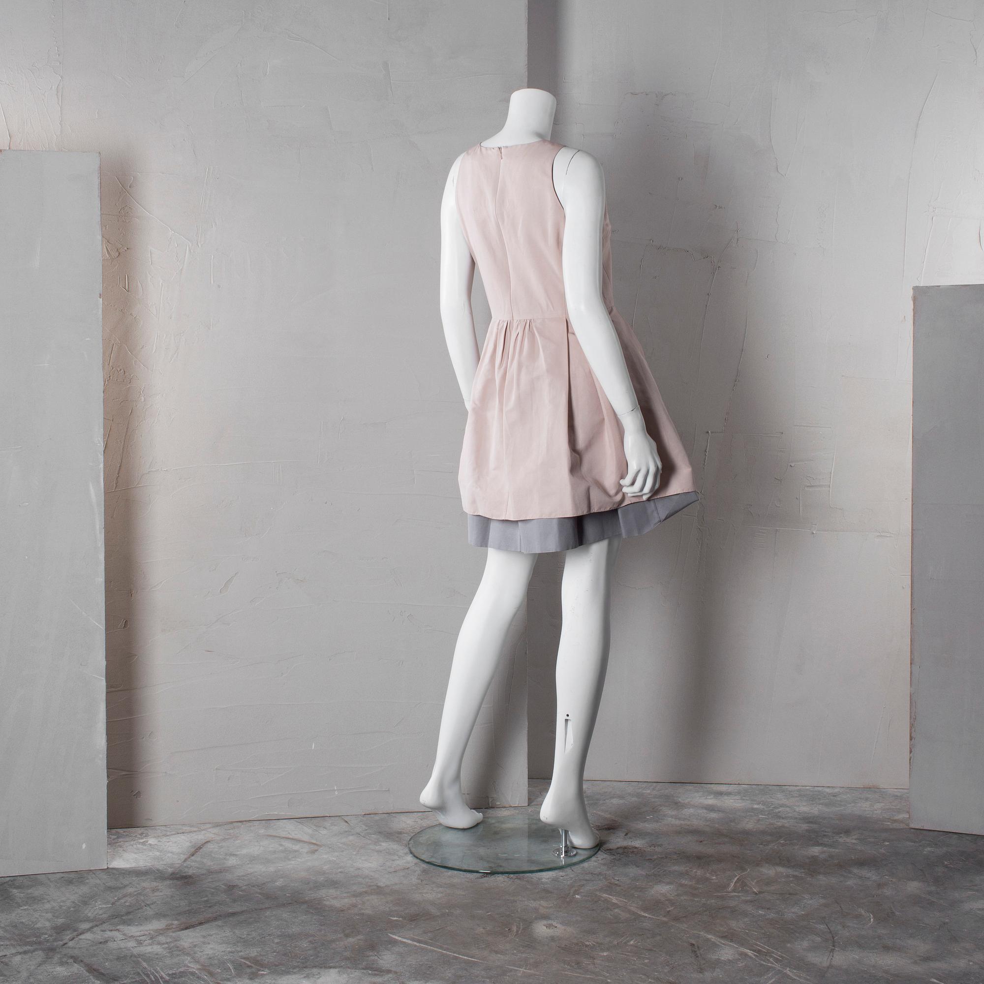 KLÄNNING Christian Dior, fransk storlek 38.