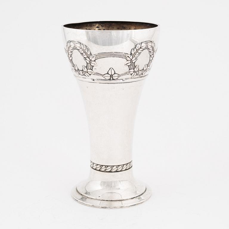 A silver beaker, Anders Nilsson, Lund, Sweden, 1907.
