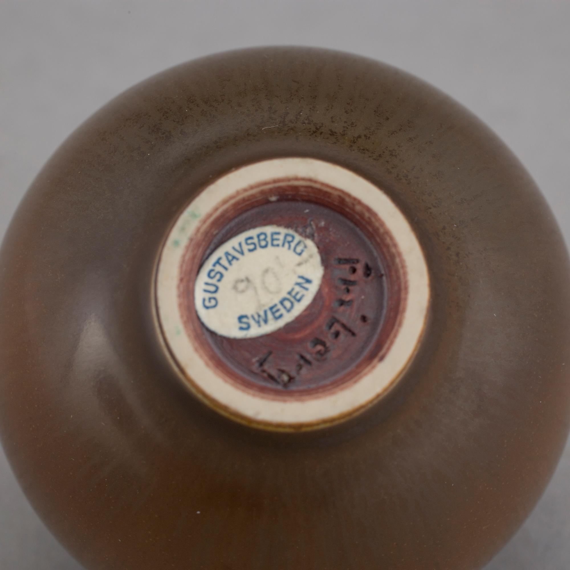 MINIATYRVAS, stengods. Berndt Friberg, Gustavsberg studio, 1956.