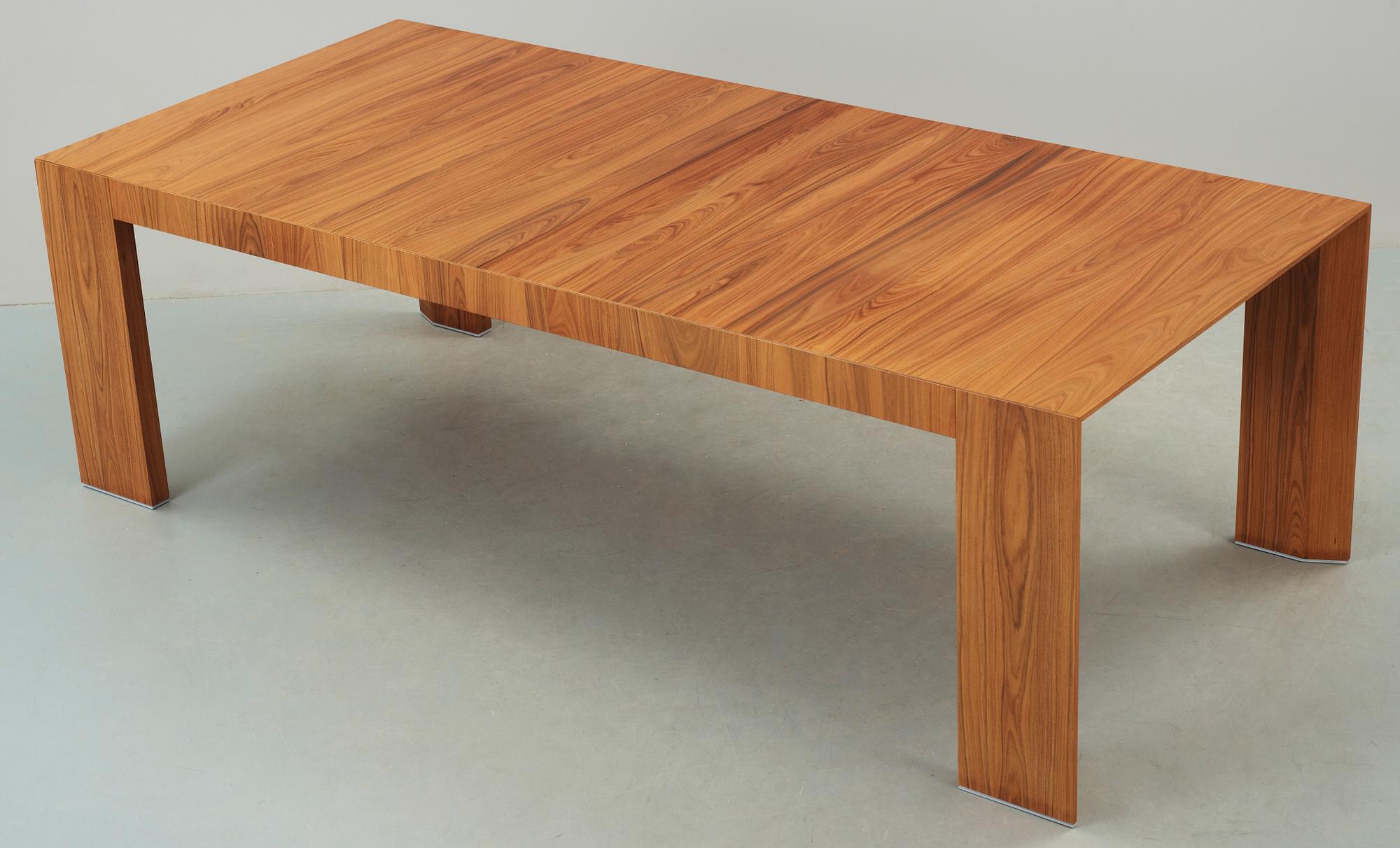 BORD, "El dom", Hannes Wettstein, Cassina, Italien, formgiven 2006.