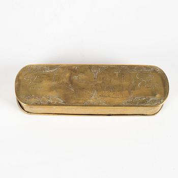 A dutch engraved brass snuffbox, 18th century.