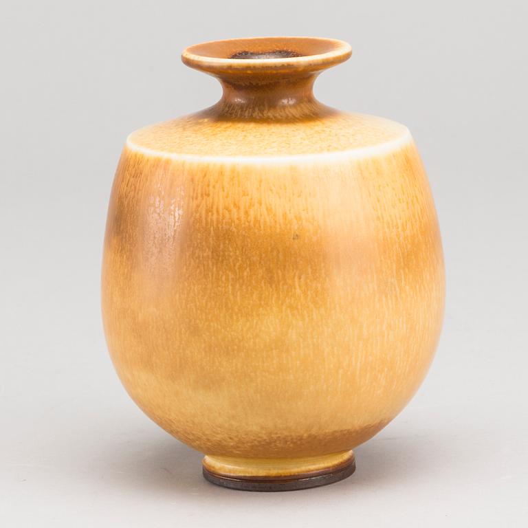 BERNDT FRIBERG, vase, stoneware. signed and dated -77.