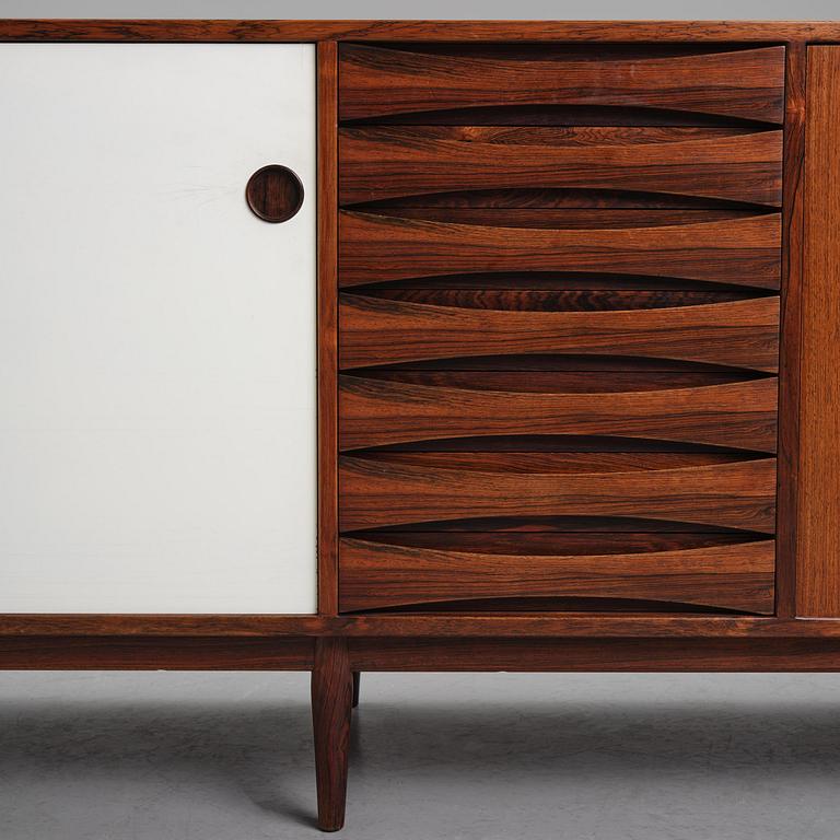 Arne Vodder, sideboard, modell "29A", Sibast Møbler, Danmark, 1950-60-tal.