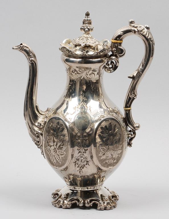 KAFFEKANNA, silver, nyrokoko, Möllenborg Féron, Stockholm 1800-talets senare del, 825 g.