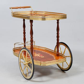 SERVERINGSVAGN, 1900-talets andra hälft.